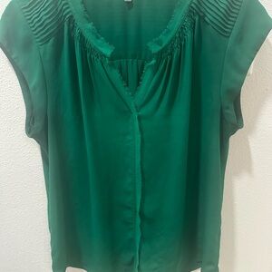 Daniel Rainn Emerald Green Short Sleeve Blouse